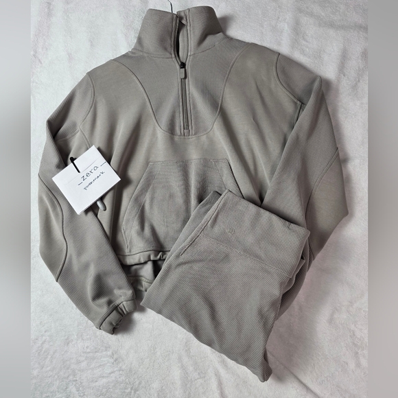 Lululemon Softstreme SET Riverstone Size 6 Ribbed Flare Pants Brushed Half Zip - Picture 2 of 11
